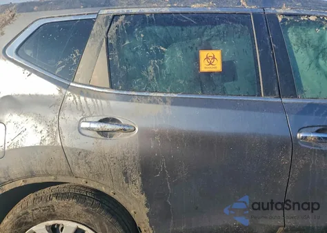 2015 Nissan Rogue S z USA, uszkodzony, nr VIN KNMAT2MV9FP581754